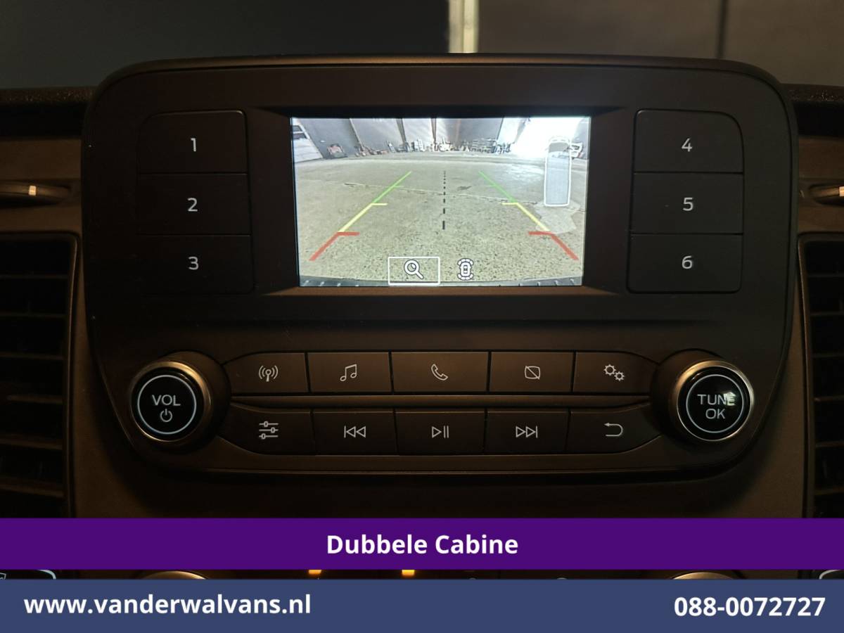 Ford Transit Custom Ford Transit Custom 2.0 TDCI 131pk L2H1 Dubbele Cabine Inrichting Euro6 Airco | 5-Zits | Camera | Cruisecontrol | LED Parkeersensoren, Stoelverwarming, Achterklep, Dakdragers, 2800kg trekvermogen