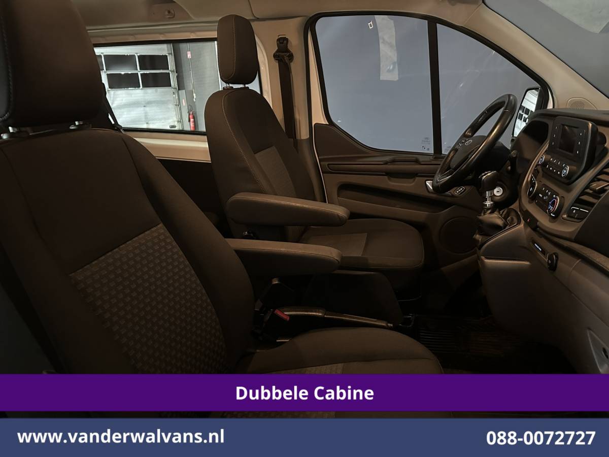 Ford Transit Custom Ford Transit Custom 2.0 TDCI 131pk L2H1 Dubbele Cabine Inrichting Euro6 Airco | 5-Zits | Camera | Cruisecontrol | LED Parkeersensoren, Stoelverwarming, Achterklep, Dakdragers, 2800kg trekvermogen