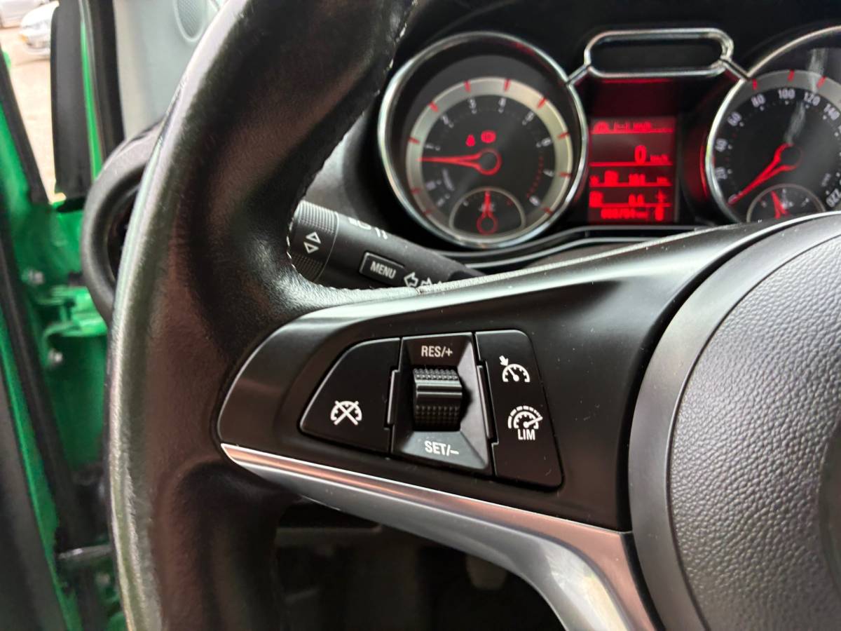 Opel ADAM Opel ADAM 1.4 Glam | ” 68.000 KM ” + Airco + Cruise Nu € 7.975,-!!!