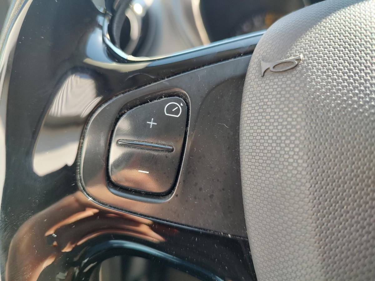 Renault Captur Renault Captur 0.9 TCe Dynamique Navigatie Cruise-Control Bluetooth All-Season Nieuwe Distributieketting