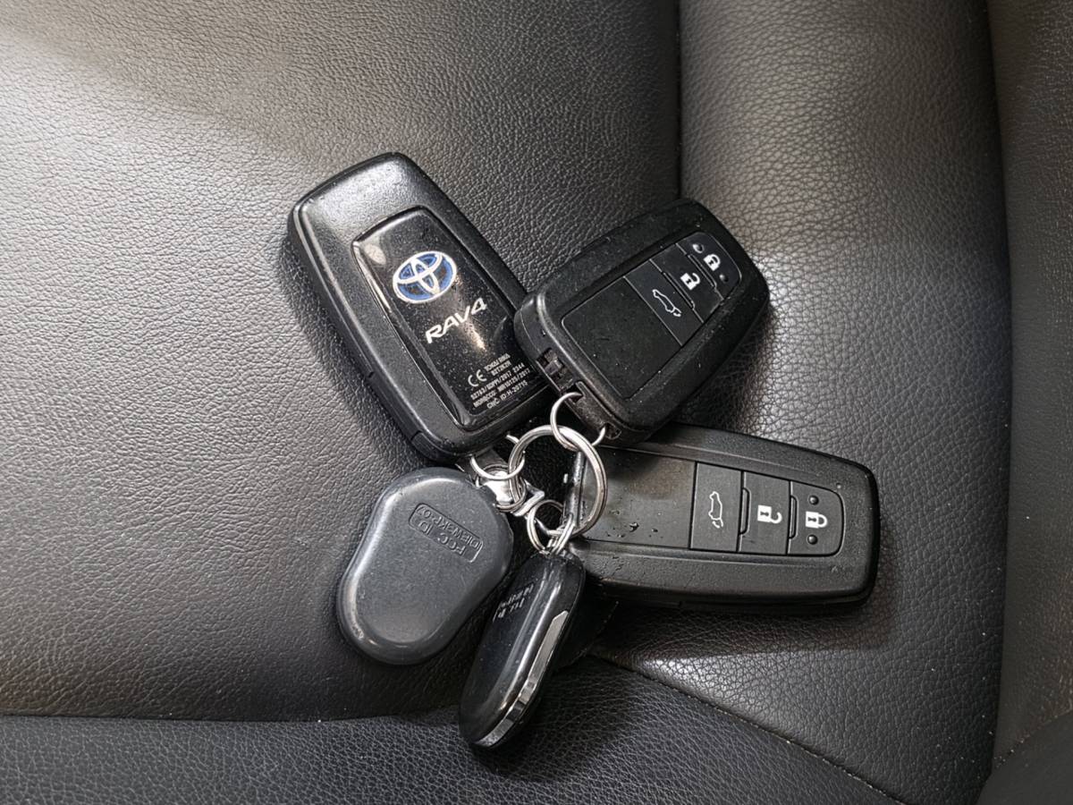 Toyota RAV4 Toyota RAV4 2.5 Hybrid Executive Leder Navi Pano Camera