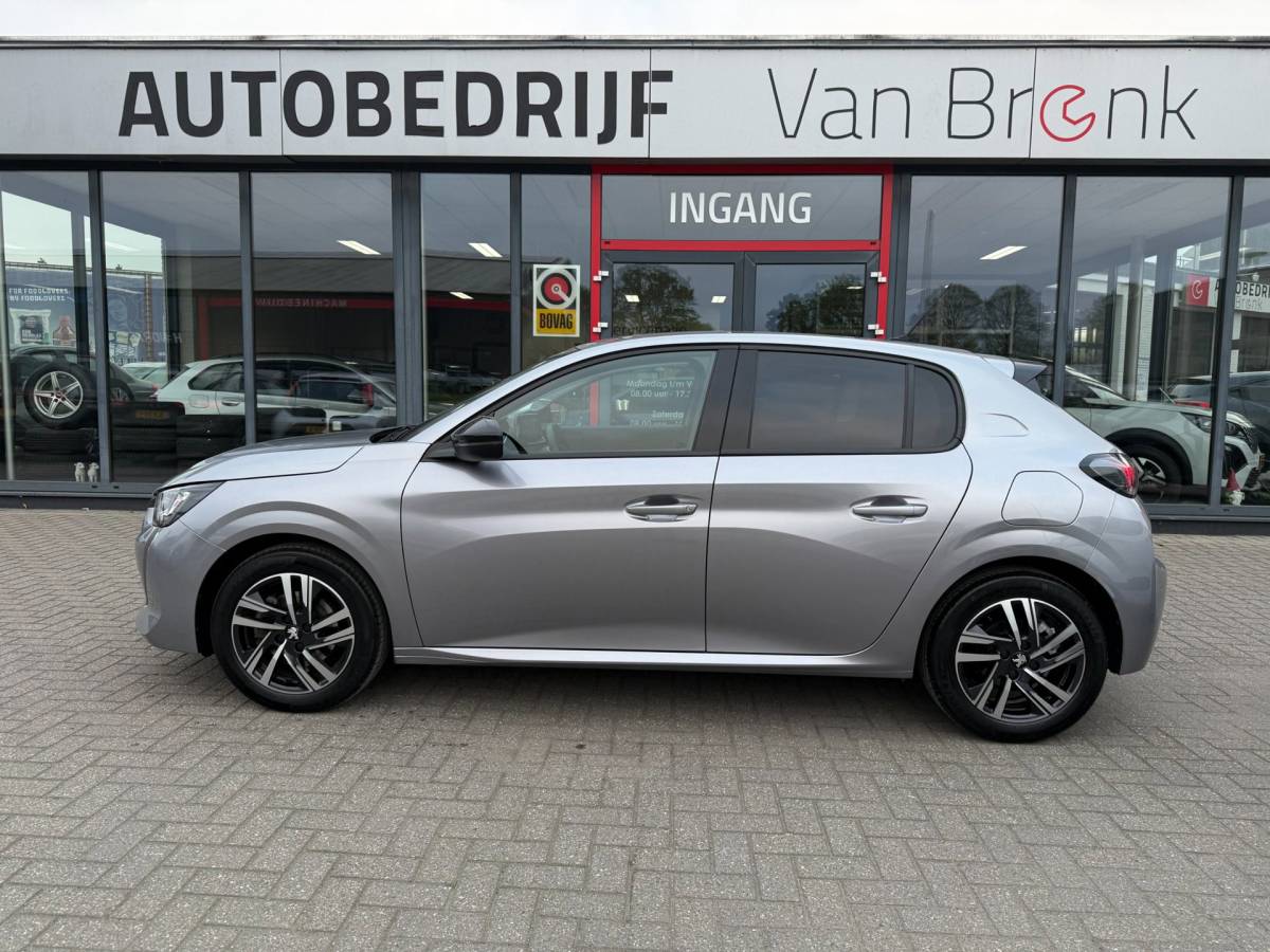 Peugeot 208 Peugeot 208 1.2 PureTech 100PK Allure Pack | Camera | Trekhaak
