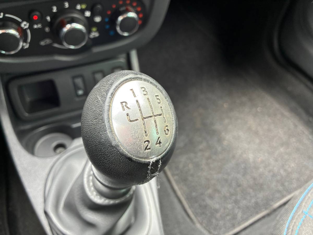 Dacia Duster Dacia Duster 1.2 TCe 4×2 Prestige | Airco + Cruise + Navi nu € 8.975,-!!!