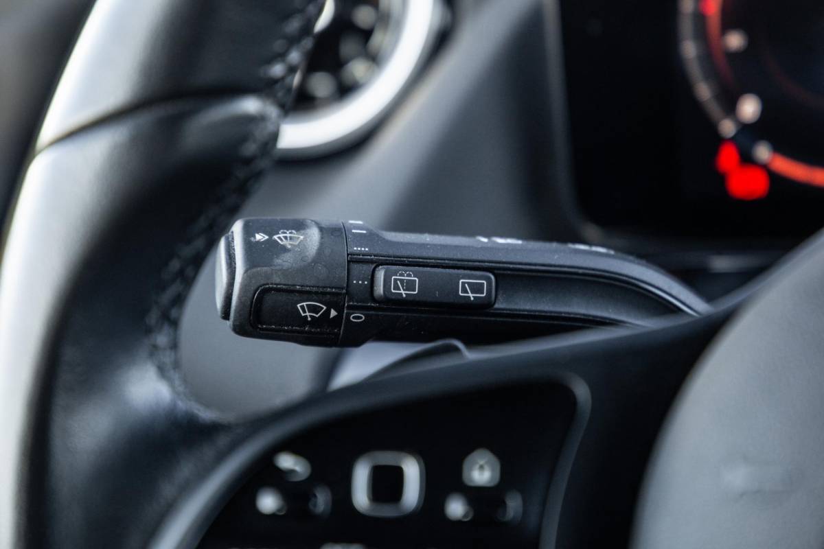 Mercedes-Benz B-Klasse Mercedes-Benz B-klasse 250 e Premium Plus DEALER ONDERHOUDEN / STOELVERWARMING / CARPLAY / CAMERA