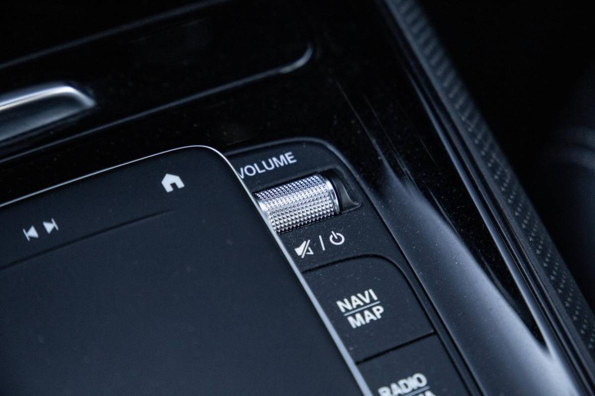 Mercedes-Benz B-Klasse Mercedes-Benz B-klasse 250 e Premium Plus DEALER ONDERHOUDEN / STOELVERWARMING / CARPLAY / CAMERA