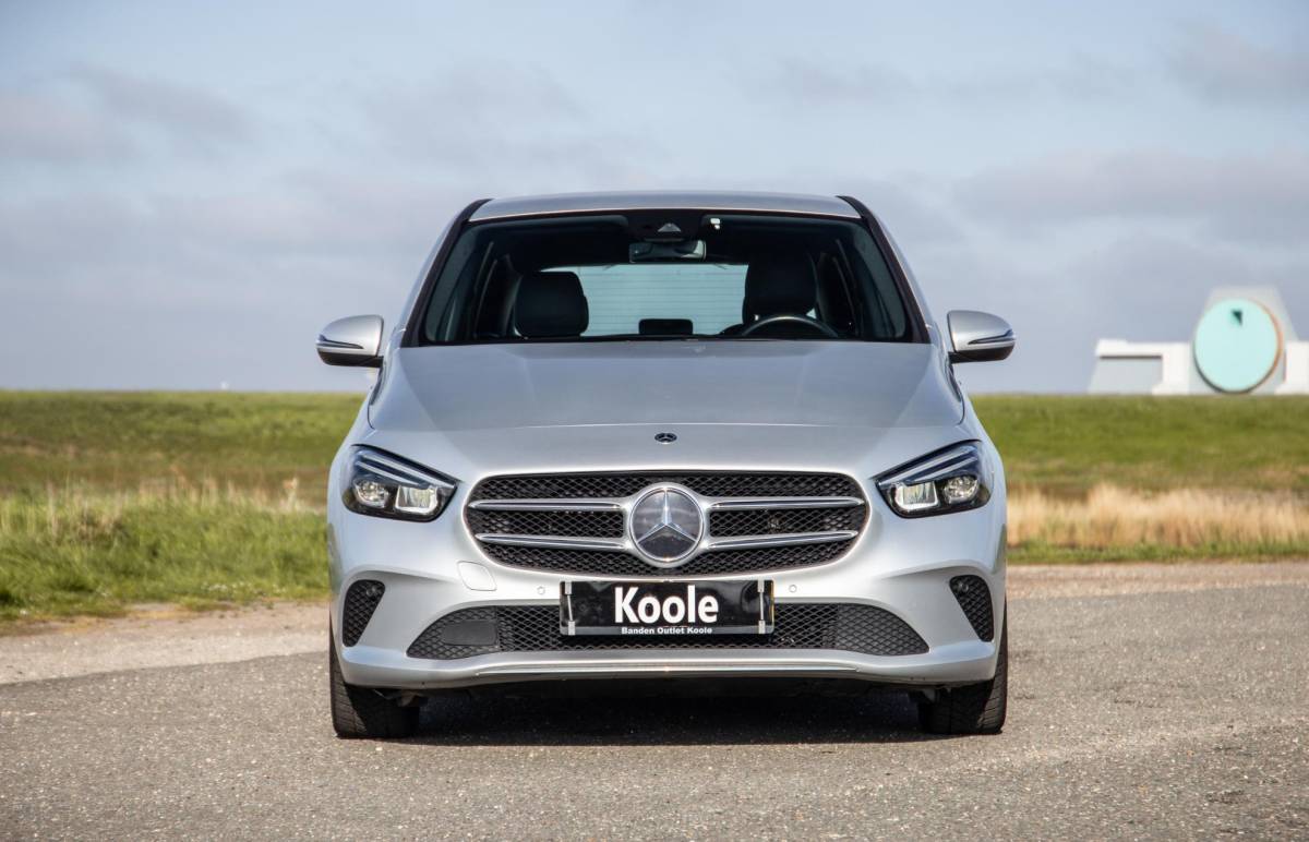 Mercedes-Benz B-Klasse Mercedes-Benz B-klasse 250 e Premium Plus DEALER ONDERHOUDEN / STOELVERWARMING / CARPLAY / CAMERA