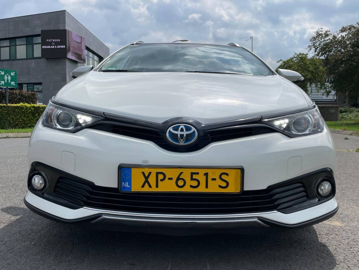 Toyota Auris Toyota Auris Touring Sports 1.8 Hybrid Freestyle, Aut, Pano, Cruise, Cam, Keyless, Navi, Geen import, Nap, Dealer oh!