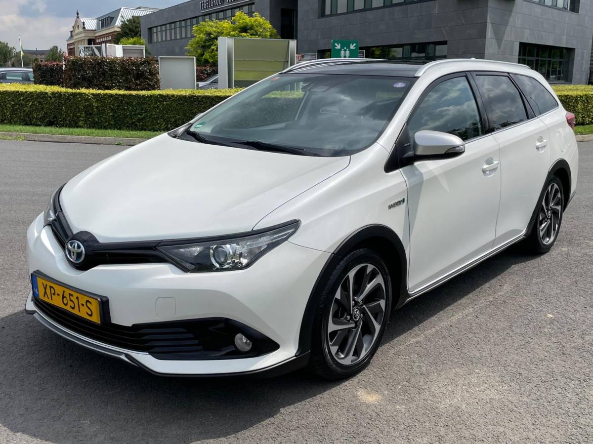 Toyota Auris Toyota Auris Touring Sports 1.8 Hybrid Freestyle, Aut, Pano, Cruise, Cam, Keyless, Navi, Geen import, Nap, Dealer oh!
