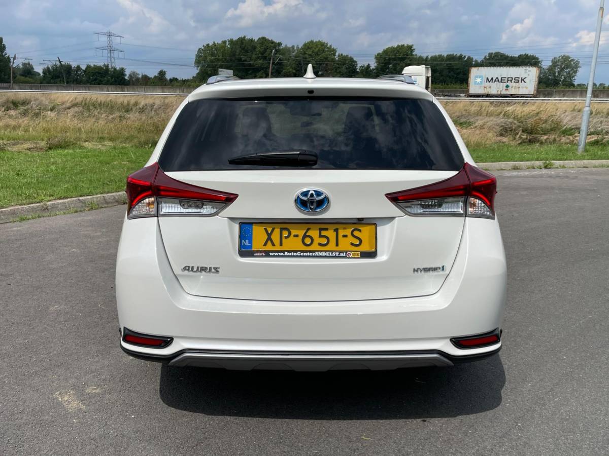 Toyota Auris Toyota Auris Touring Sports 1.8 Hybrid Freestyle, Aut, Pano, Cruise, Cam, Keyless, Navi, Geen import, Nap, Dealer oh!