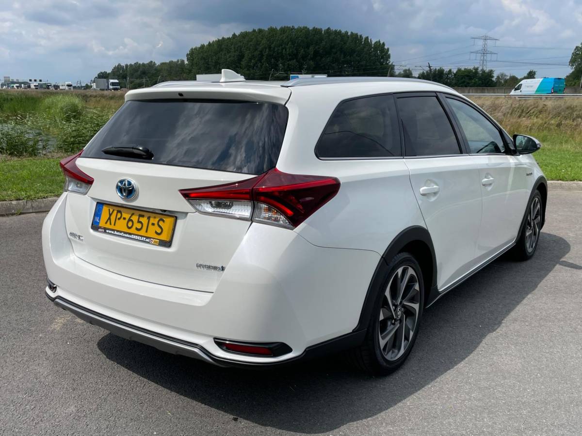 Toyota Auris Toyota Auris Touring Sports 1.8 Hybrid Freestyle, Aut, Pano, Cruise, Cam, Keyless, Navi, Geen import, Nap, Dealer oh!