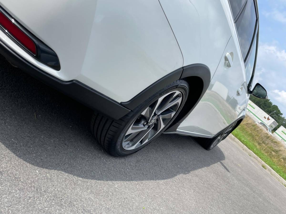 Toyota Auris Toyota Auris Touring Sports 1.8 Hybrid Freestyle, Aut, Pano, Cruise, Cam, Keyless, Navi, Geen import, Nap, Dealer oh!