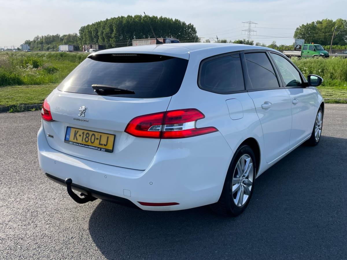 Peugeot 308 Peugeot 308 SW 1.2 PureTech Blue Lease Active, Trekhaak, Cruise, Pdc, Digi dash, 1e eig, Geen import, Nap!