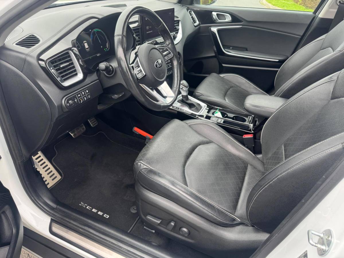 Kia XCeed Kia XCeed 1.6 GDi PHEV ExecutiveLine, Aut, Pano, Leder, 1e eig, Geen import, Nap, Dealer oh!