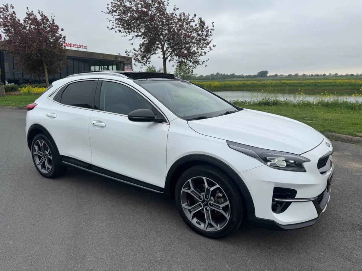 Kia XCeed Kia XCeed 1.6 GDi PHEV ExecutiveLine, Aut, Pano, Leder, 1e eig, Geen import, Nap, Dealer oh!