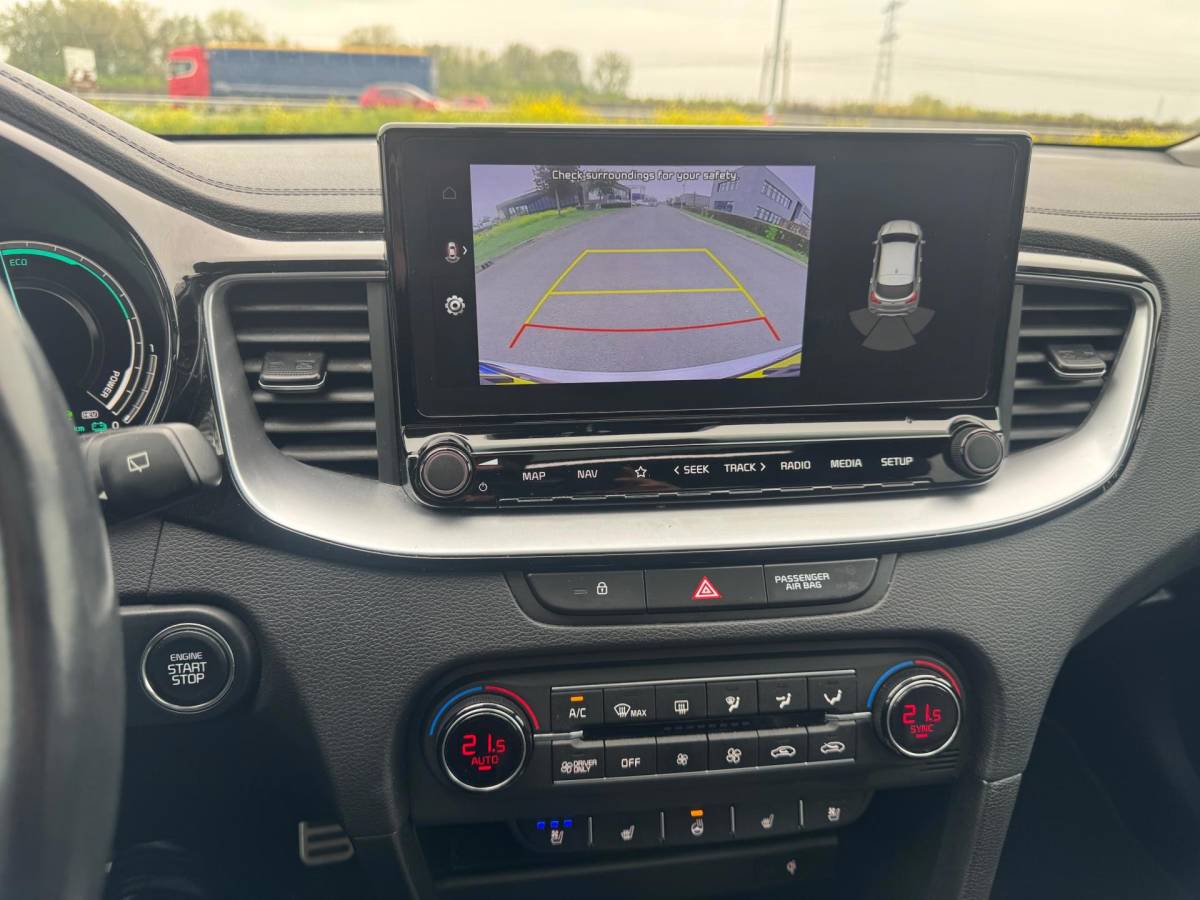 Kia XCeed Kia XCeed 1.6 GDi PHEV ExecutiveLine, Aut, Pano, Leder, 1e eig, Geen import, Nap, Dealer oh!