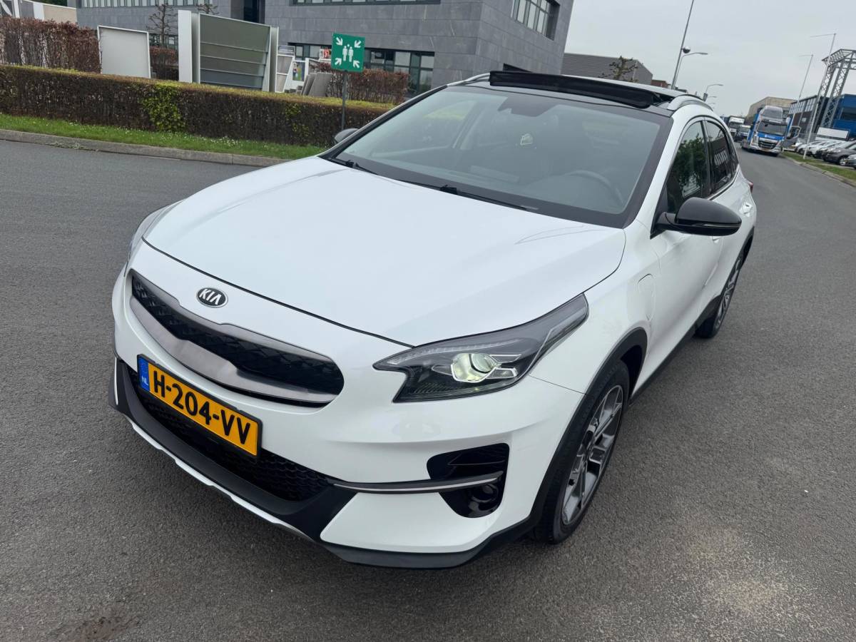 Kia XCeed Kia XCeed 1.6 GDi PHEV ExecutiveLine, Aut, Pano, Leder, 1e eig, Geen import, Nap, Dealer oh!