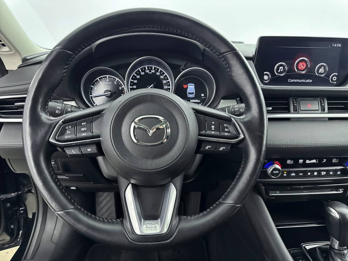 Mazda 6 Mazda 6 Sportbreak 2.0 SkyActiv-G 165 Business Comfort Automaat Acc,Apple carpl,Blis,Climate Contr,Stoel+stuur verwarming,Trekhaak