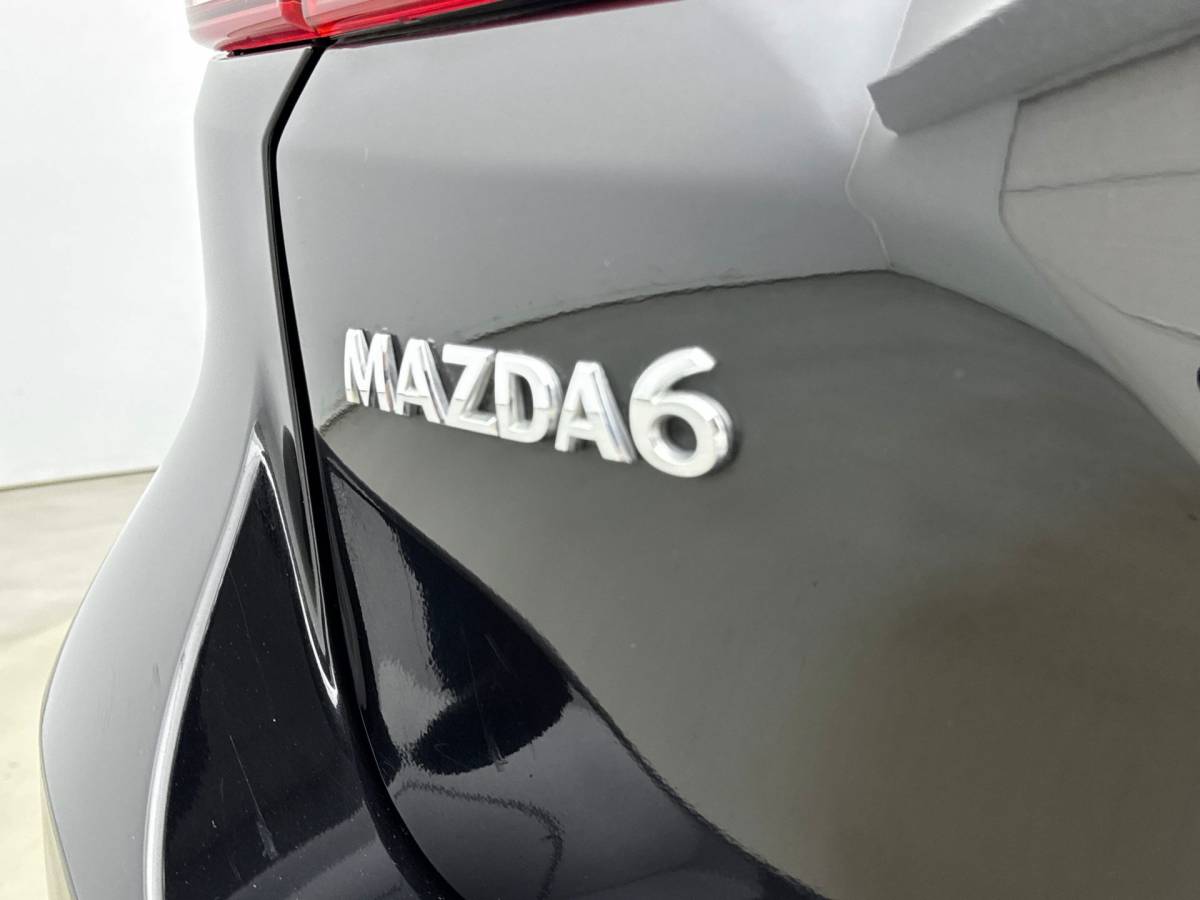Mazda 6 Mazda 6 Sportbreak 2.0 SkyActiv-G 165 Business Comfort Automaat Acc,Apple carpl,Blis,Climate Contr,Stoel+stuur verwarming,Trekhaak