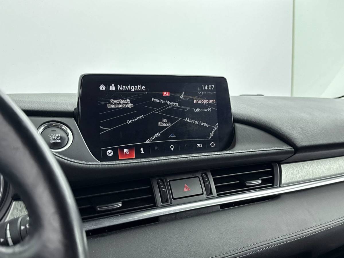 Mazda 6 Mazda 6 Sportbreak 2.0 SkyActiv-G 165 Business Comfort Automaat Acc,Apple carpl,Blis,Climate Contr,Stoel+stuur verwarming,Trekhaak