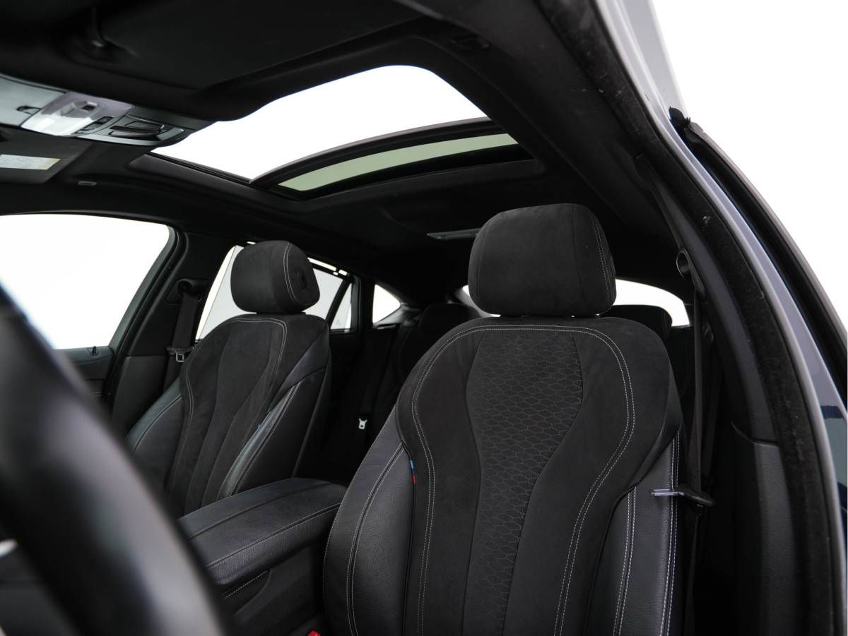 BMW X6 BMW X6 xDrive30d High Executive Design-Edition-Extravagance Aut. *PANO | LEATHER-ALCANTARA | FULL-LED | MEMORY-PACK | HEAD-UP | HIFI-SOUND | KEYLESS | DAB+ | BLIND-SPOT | CAMERA | HEATED-SPORTSEATS | SHIFTPADDLES | SOFTCLOSE | TOWBAR | 20”ALU*