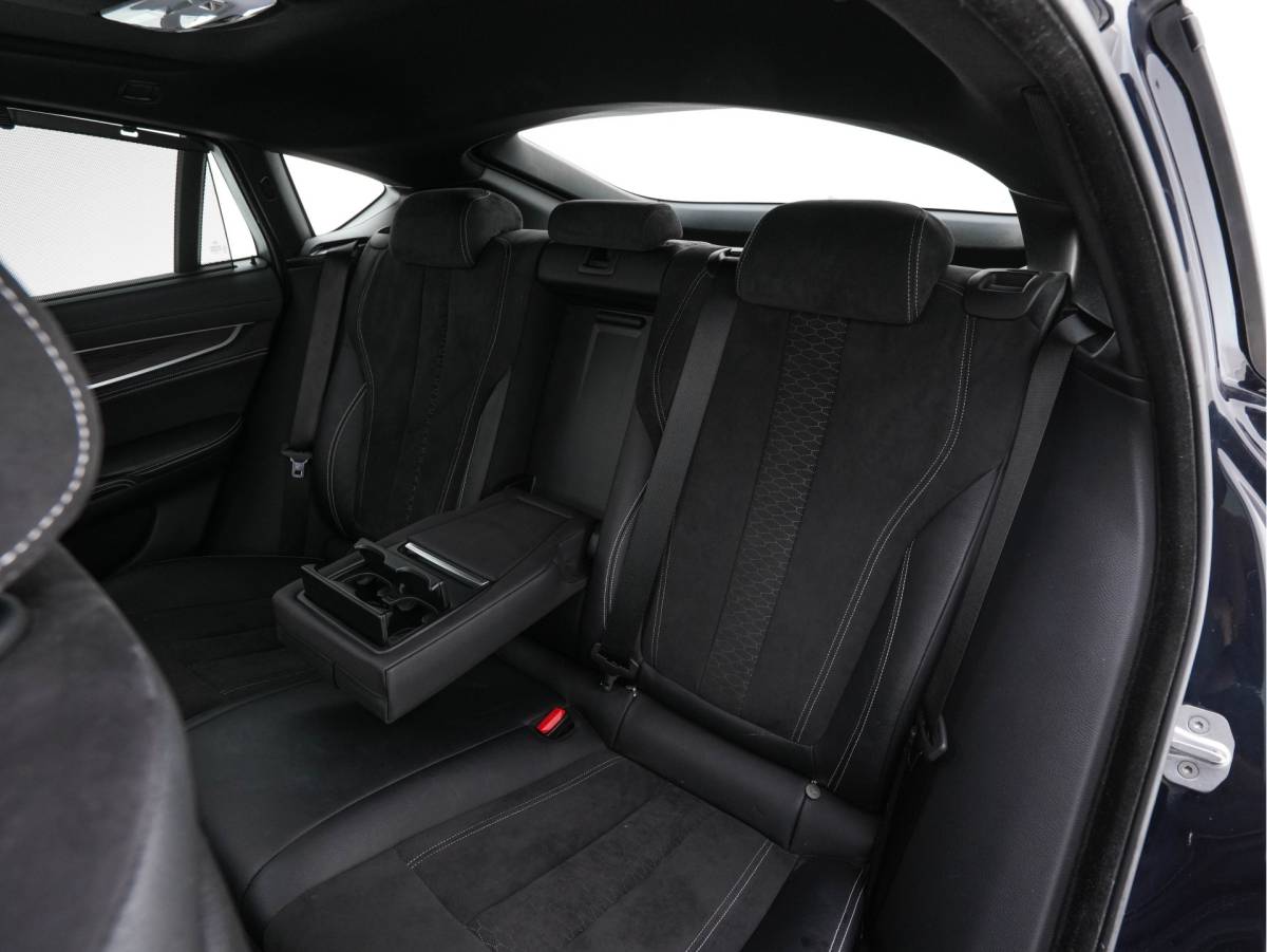 BMW X6 BMW X6 xDrive30d High Executive Design-Edition-Extravagance Aut. *PANO | LEATHER-ALCANTARA | FULL-LED | MEMORY-PACK | HEAD-UP | HIFI-SOUND | KEYLESS | DAB+ | BLIND-SPOT | CAMERA | HEATED-SPORTSEATS | SHIFTPADDLES | SOFTCLOSE | TOWBAR | 20”ALU*