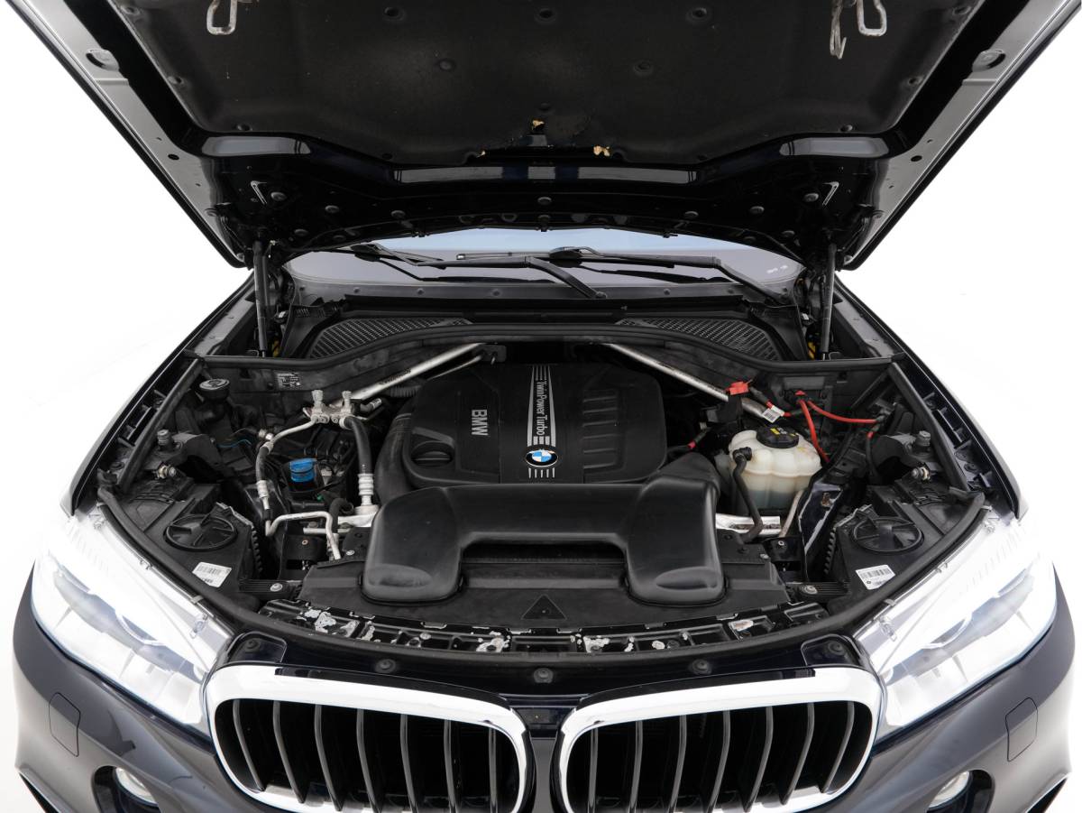 BMW X6 BMW X6 xDrive30d High Executive Design-Edition-Extravagance Aut. *PANO | LEATHER-ALCANTARA | FULL-LED | MEMORY-PACK | HEAD-UP | HIFI-SOUND | KEYLESS | DAB+ | BLIND-SPOT | CAMERA | HEATED-SPORTSEATS | SHIFTPADDLES | SOFTCLOSE | TOWBAR | 20”ALU*