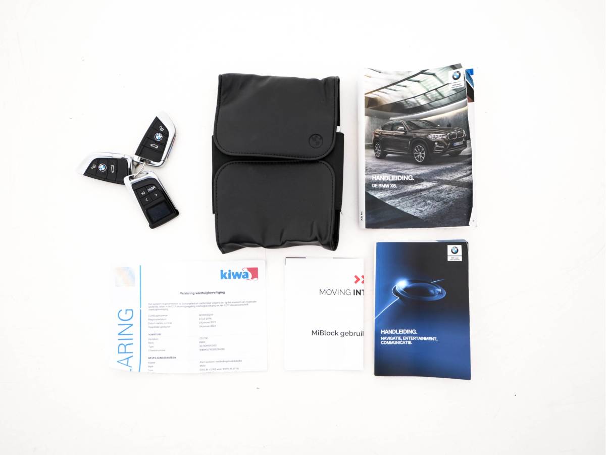 BMW X6 BMW X6 xDrive30d High Executive Design-Edition-Extravagance Aut. *PANO | LEATHER-ALCANTARA | FULL-LED | MEMORY-PACK | HEAD-UP | HIFI-SOUND | KEYLESS | DAB+ | BLIND-SPOT | CAMERA | HEATED-SPORTSEATS | SHIFTPADDLES | SOFTCLOSE | TOWBAR | 20”ALU*