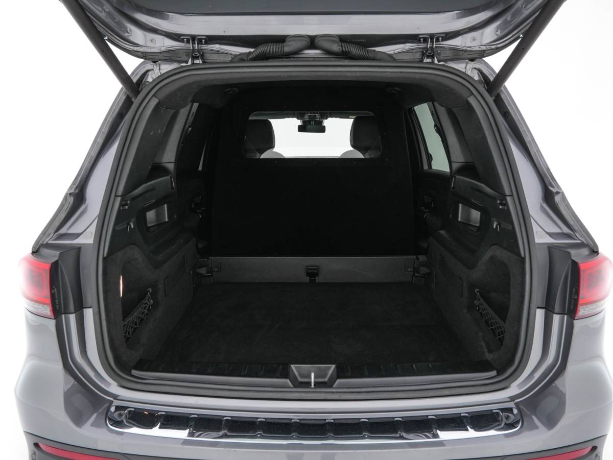 Mercedes-Benz GLB Mercedes-Benz GLB 200 d ( VAN ) Premium AMG-SportPack Aut. *LEATHER-MICROFIBRE | FULL-LED | AMBIENT-LIGHT | WIDE-SCREEN-DIGICOCKPIT | HEATED-SPORTSEATS | KEYLESS | NAVI-FULLMAP | DAB+ | ECC | PDC | CRUISE | 19”ALU*