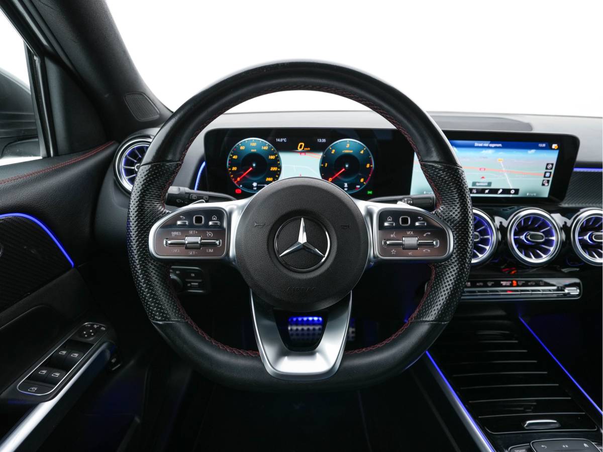 Mercedes-Benz GLB Mercedes-Benz GLB 200 d ( VAN ) Premium AMG-SportPack Aut. *LEATHER-MICROFIBRE | FULL-LED | AMBIENT-LIGHT | WIDE-SCREEN-DIGICOCKPIT | HEATED-SPORTSEATS | KEYLESS | NAVI-FULLMAP | DAB+ | ECC | PDC | CRUISE | 19”ALU*