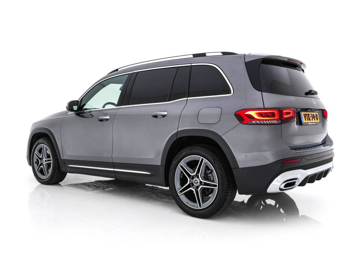 Mercedes-Benz GLB Mercedes-Benz GLB 200 d ( VAN ) Premium AMG-SportPack Aut. *LEATHER-MICROFIBRE | FULL-LED | AMBIENT-LIGHT | WIDE-SCREEN-DIGICOCKPIT | HEATED-SPORTSEATS | KEYLESS | NAVI-FULLMAP | DAB+ | ECC | PDC | CRUISE | 19”ALU*