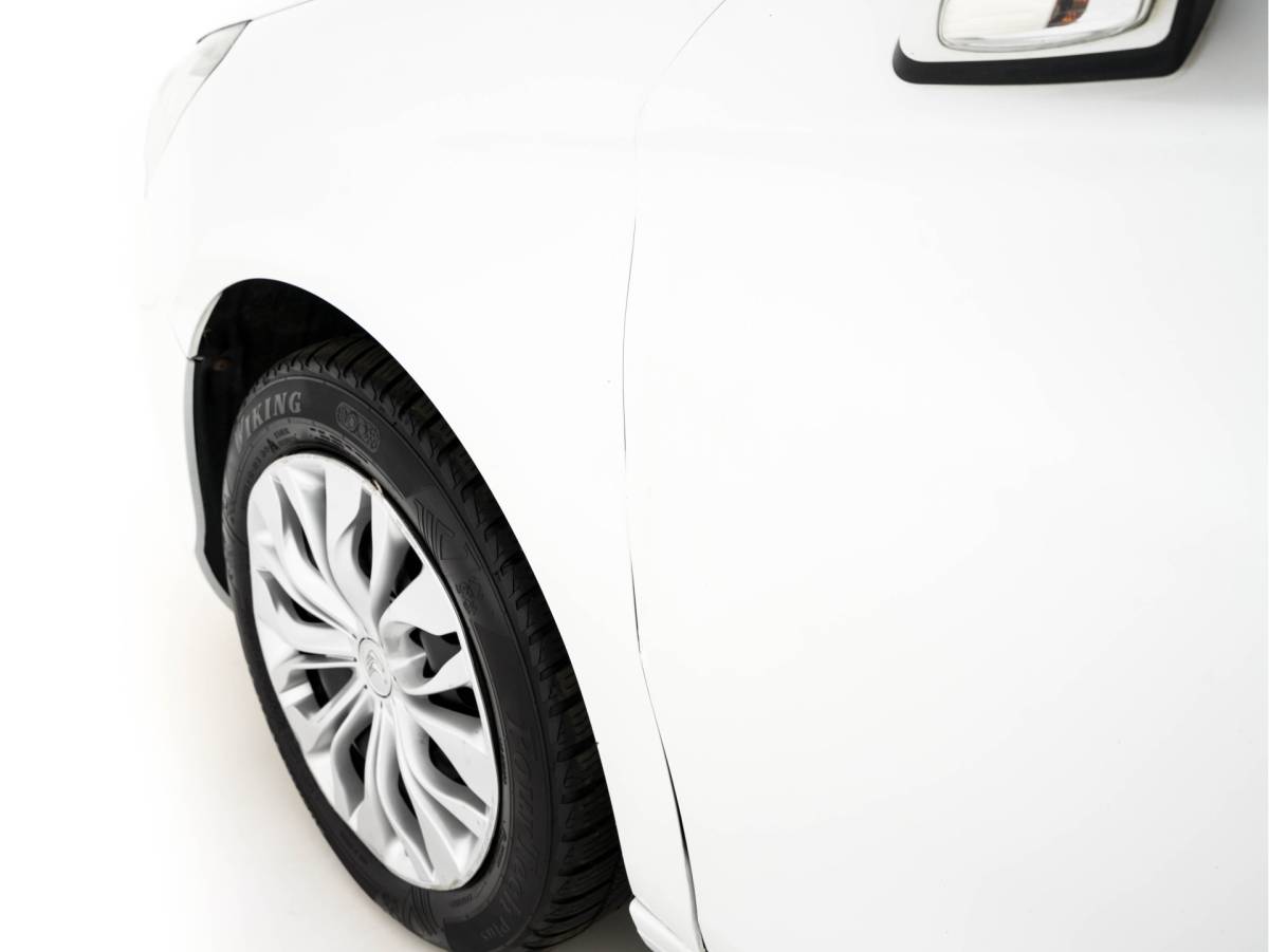 Citroën C4 Citroën C4 1.6 BlueHDi Feel *PANO | SPORT-SEATS | PDC | PRIVACY-GLASS | ECC | CRUISE | TOWBAR*