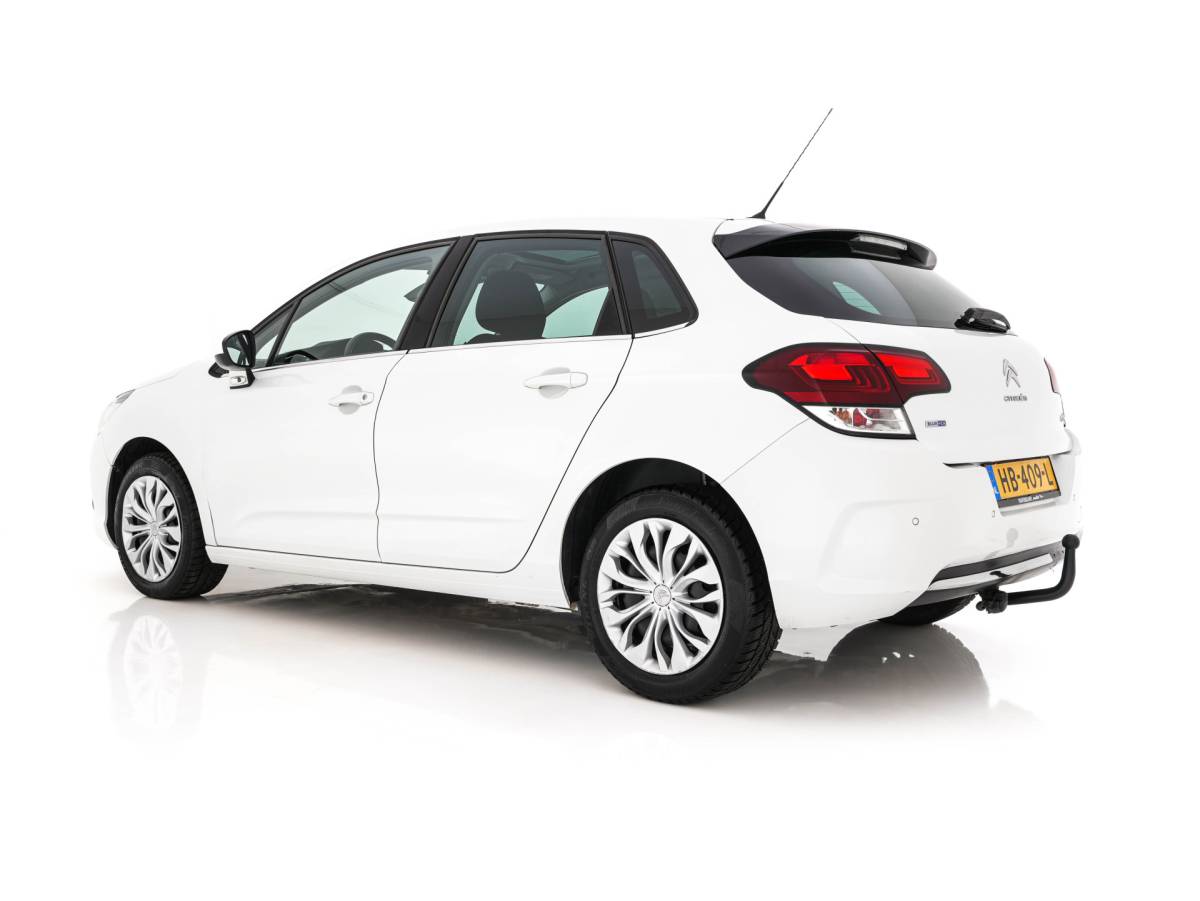 Citroën C4 Citroën C4 1.6 BlueHDi Feel *PANO | SPORT-SEATS | PDC | PRIVACY-GLASS | ECC | CRUISE | TOWBAR*