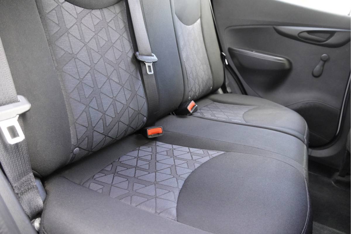 Opel KARL Opel KARL 1.0 ecoFLEX 5drs 120 Jaar Edition BJ2019 Audio installatie | Airco | Cruise control | Getint glas