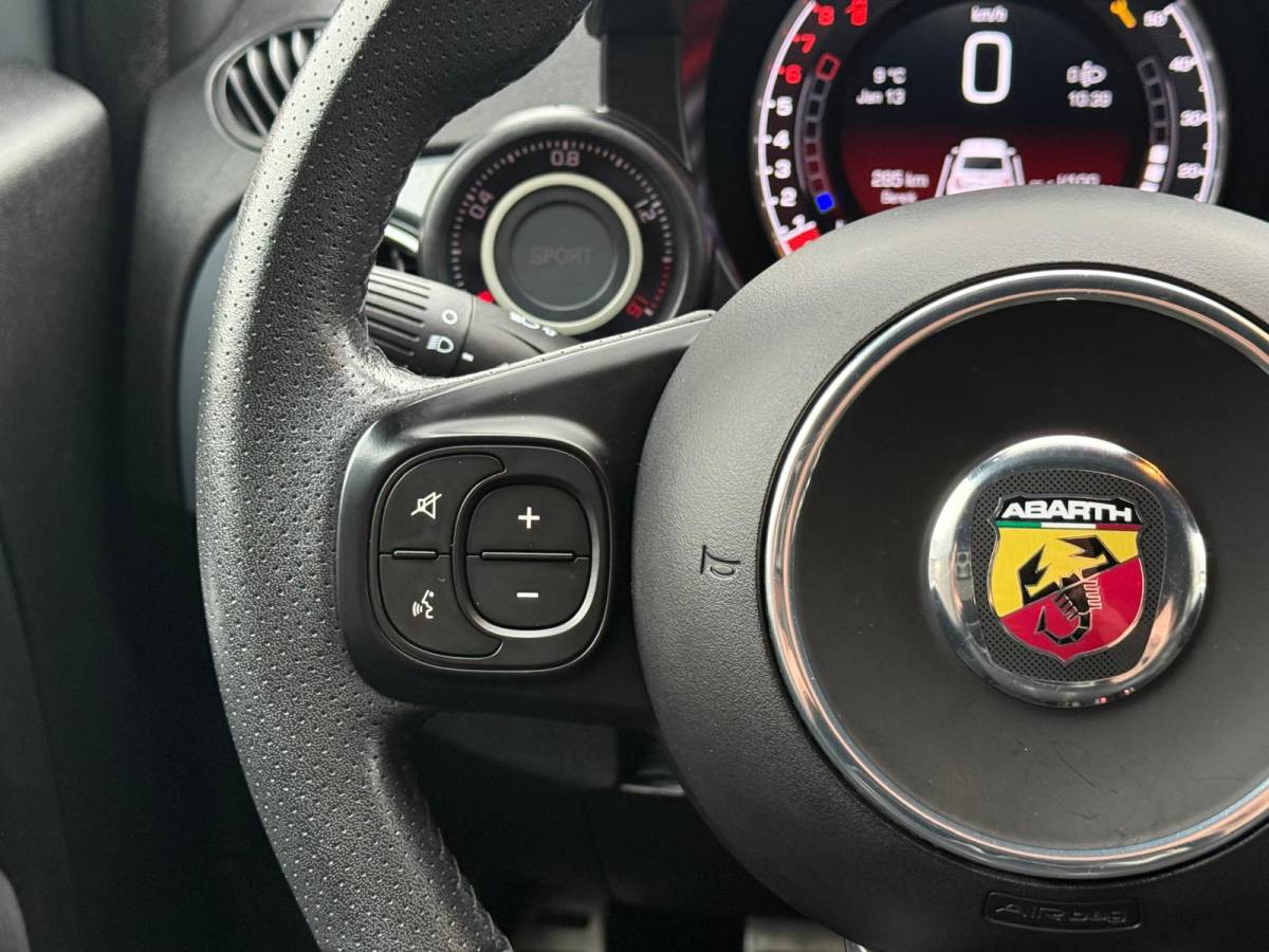 Fiat 500 Fiat 500 1.4 T-Jet Abarth 595 | 12MND GARANTIE | SPORTSTOELEN | AIRCO | LMV | NW DISTR RIEM |