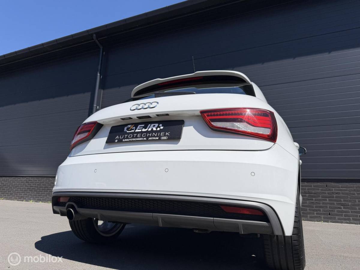 Audi A1 Sportback Audi A1 Sportback 1.0 TFSI S-Line TOPSTAAT! AIRCO*NAV*MEDIA