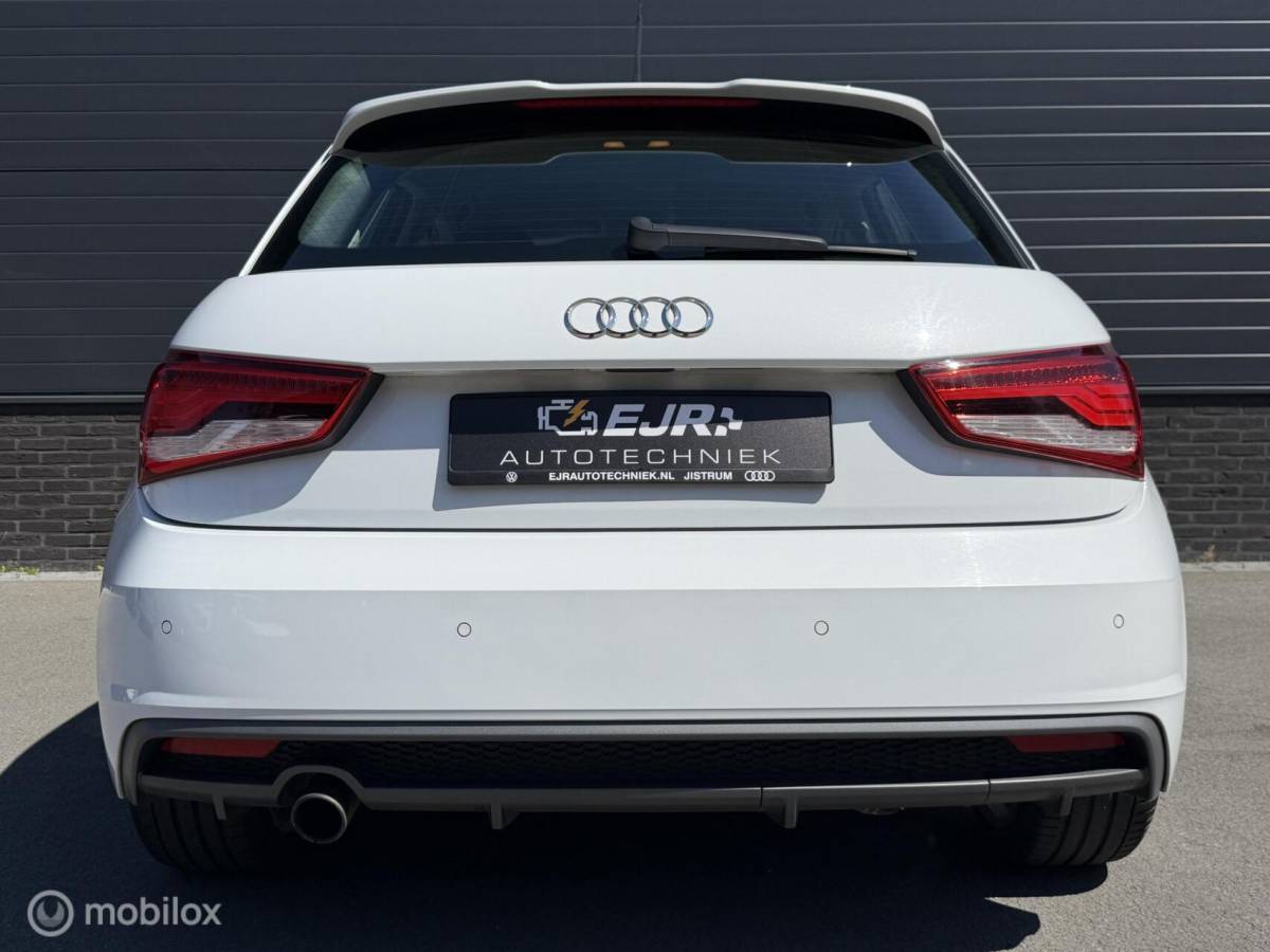 Audi A1 Sportback Audi A1 Sportback 1.0 TFSI S-Line TOPSTAAT! AIRCO*NAV*MEDIA
