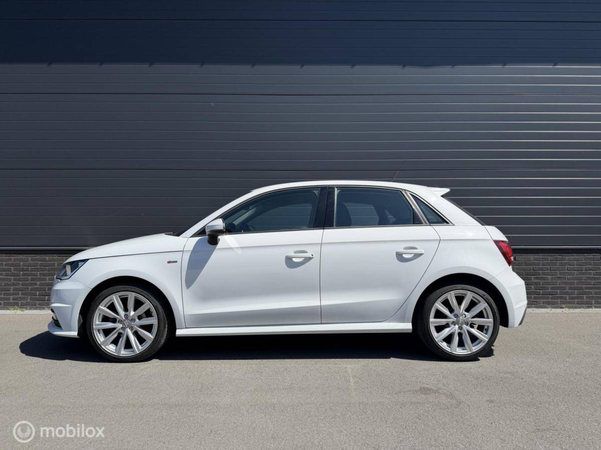 Audi A1 Sportback Audi A1 Sportback 1.0 TFSI S-Line TOPSTAAT! AIRCO*NAV*MEDIA