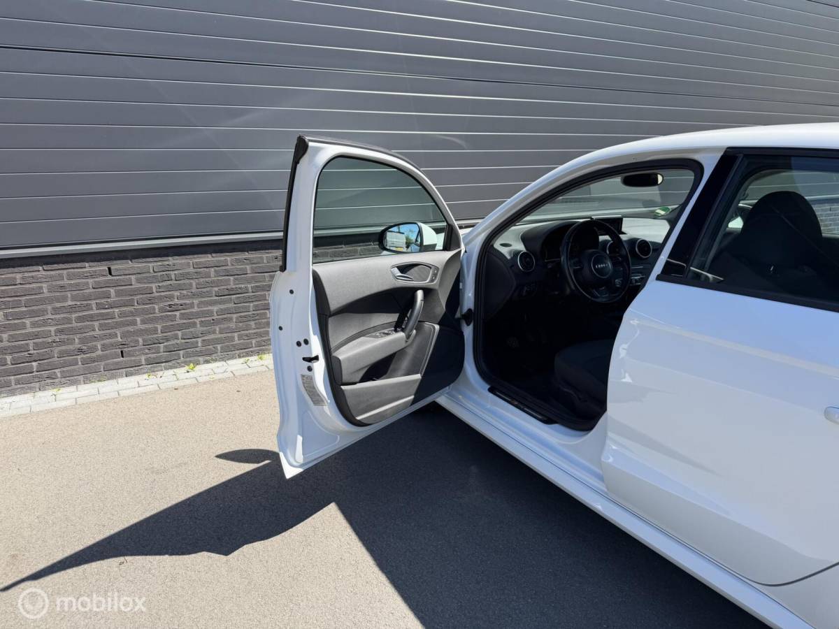Audi A1 Sportback Audi A1 Sportback 1.0 TFSI S-Line TOPSTAAT! AIRCO*NAV*MEDIA