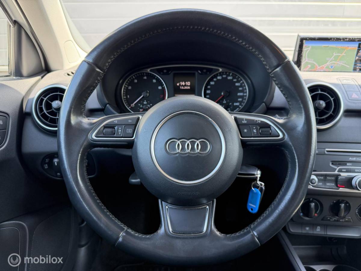 Audi A1 Sportback Audi A1 Sportback 1.0 TFSI S-Line TOPSTAAT! AIRCO*NAV*MEDIA