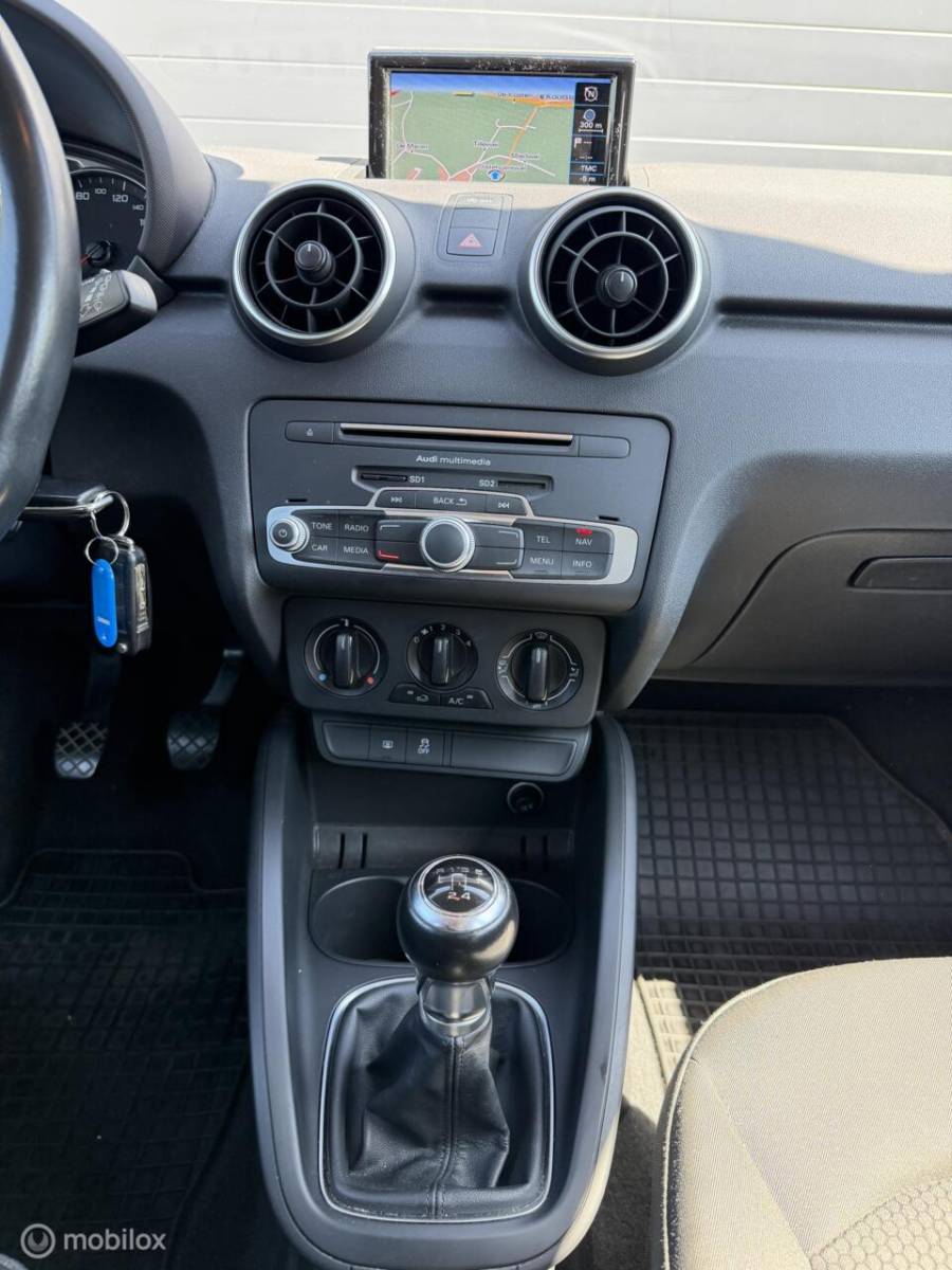 Audi A1 Sportback Audi A1 Sportback 1.0 TFSI S-Line TOPSTAAT! AIRCO*NAV*MEDIA