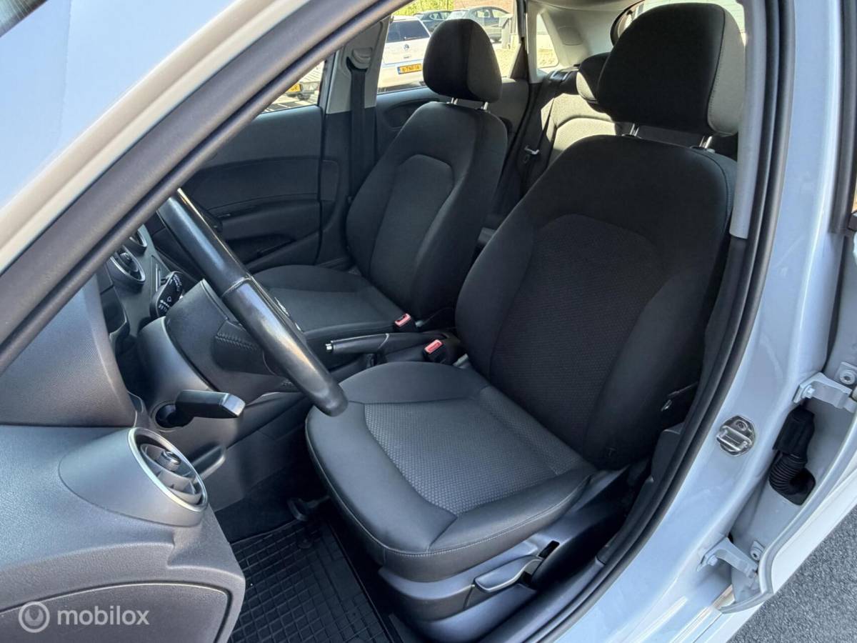 Audi A1 Sportback Audi A1 Sportback 1.0 TFSI S-Line TOPSTAAT! AIRCO*NAV*MEDIA