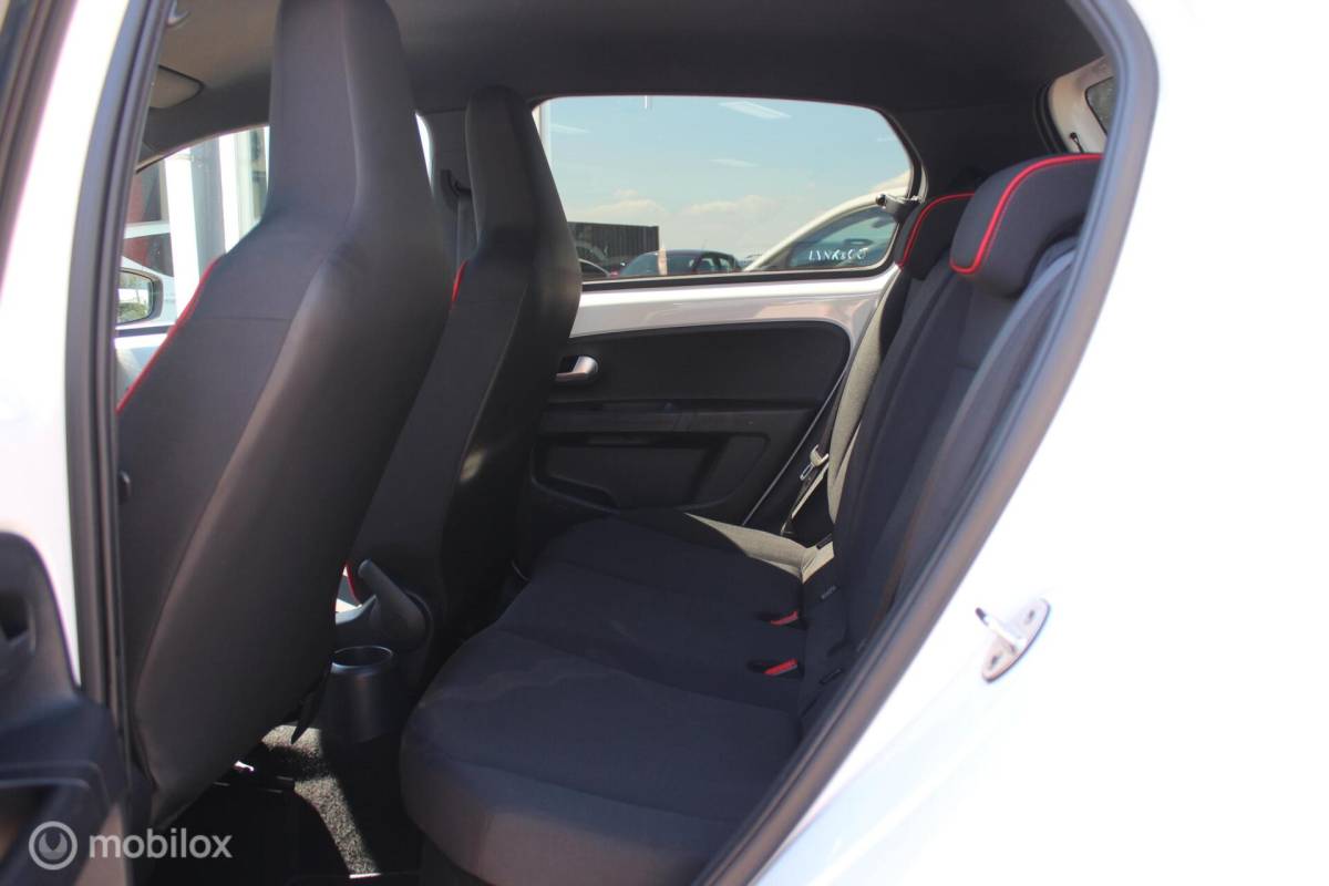 SEAT Mii Seat Mii 1.0 FR Airco/Cruise/PDC/Beats/Led/Zwarte-hemel/NAP