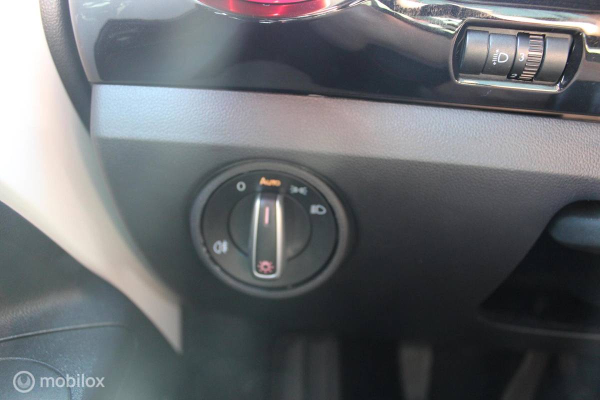 SEAT Mii Seat Mii 1.0 FR Airco/Cruise/PDC/Beats/Led/Zwarte-hemel/NAP