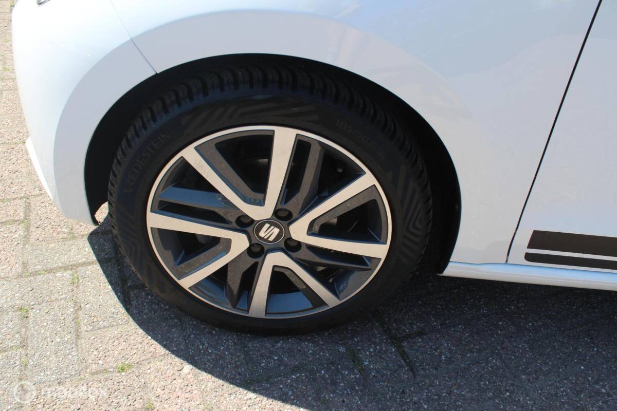 SEAT Mii Seat Mii 1.0 FR Airco/Cruise/PDC/Beats/Led/Zwarte-hemel/NAP