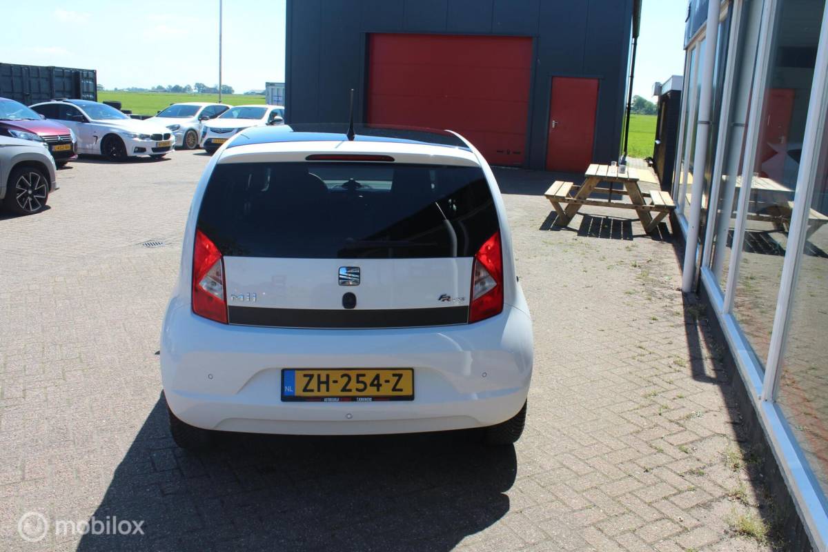 SEAT Mii Seat Mii 1.0 FR Airco/Cruise/PDC/Beats/Led/Zwarte-hemel/NAP