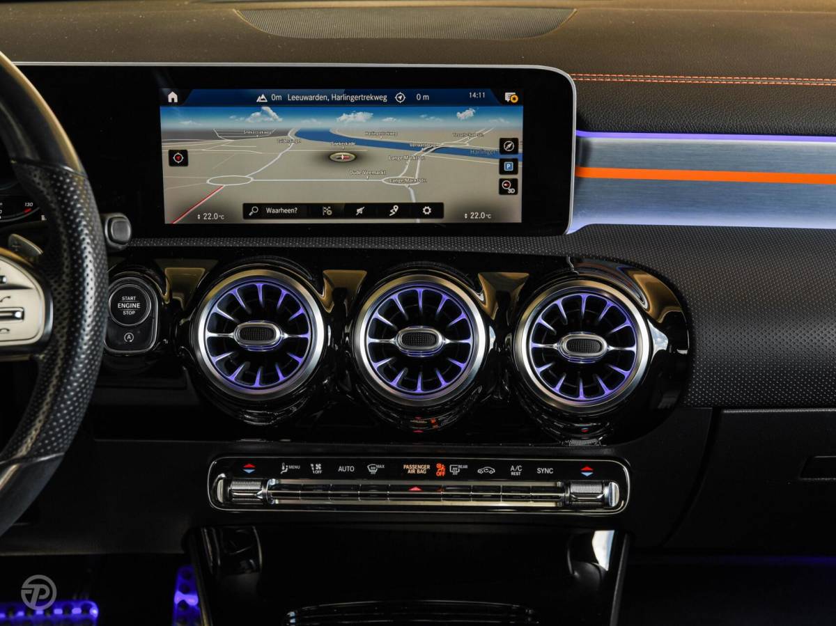 Mercedes-Benz CLA Mercedes CLA-klasse 250 4MATIC Premium Plus | Edition 1 AMG | Panoramadak | Distronic | Sfeerverlichting | Multibeam LED | Rondomzicht Camera | Widescreen | Keyless | 19″