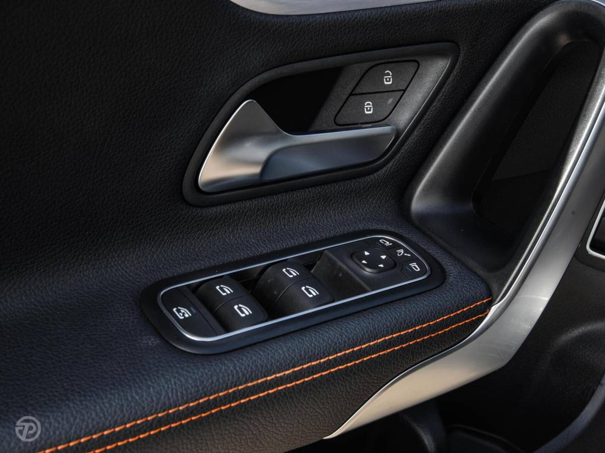 Mercedes-Benz CLA Mercedes CLA-klasse 250 4MATIC Premium Plus | Edition 1 AMG | Panoramadak | Distronic | Sfeerverlichting | Multibeam LED | Rondomzicht Camera | Widescreen | Keyless | 19″