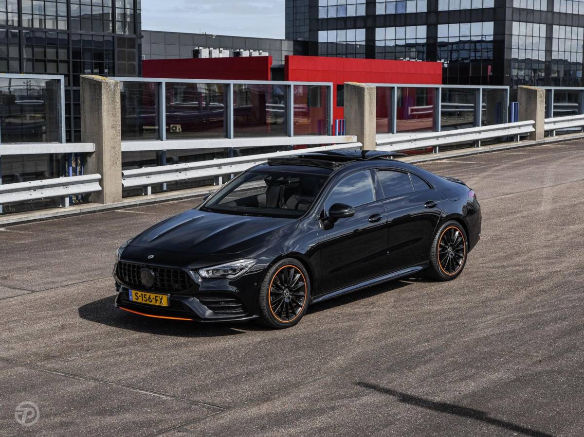 Mercedes-Benz CLA Mercedes CLA-klasse 250 4MATIC Premium Plus | Edition 1 AMG | Panoramadak | Distronic | Sfeerverlichting | Multibeam LED | Rondomzicht Camera | Widescreen | Keyless | 19″