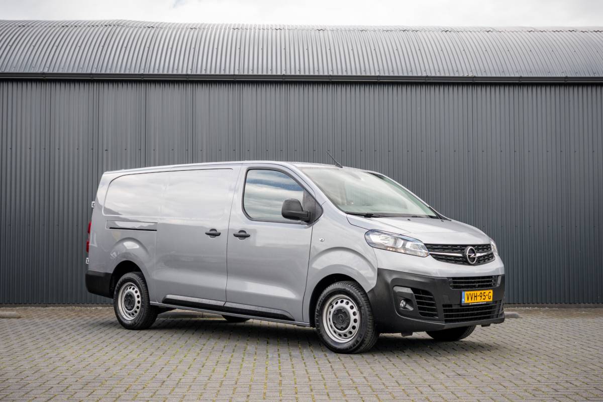 Opel Vivaro Opel Vivaro 2.0 | 145 PK | L3H1 | Camera | Carplay | Cruise | Airco | Parkeersensoren | 3-Zits