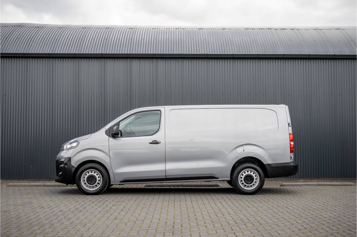 Opel Vivaro Opel Vivaro 2.0 | 145 PK | L3H1 | Camera | Carplay | Cruise | Airco | Parkeersensoren | 3-Zits
